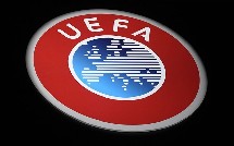UEFA Putinlə bağlı şüarlara görə "Fənərbağça"nı cəzalandırıb